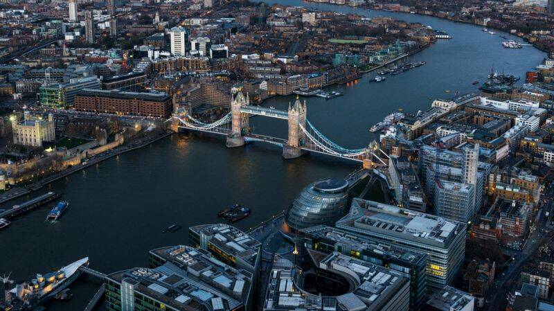 A scenic view of London, encapsulating the evolution of its financial district and symbolizing a personal journey in the finance sector over two decades.